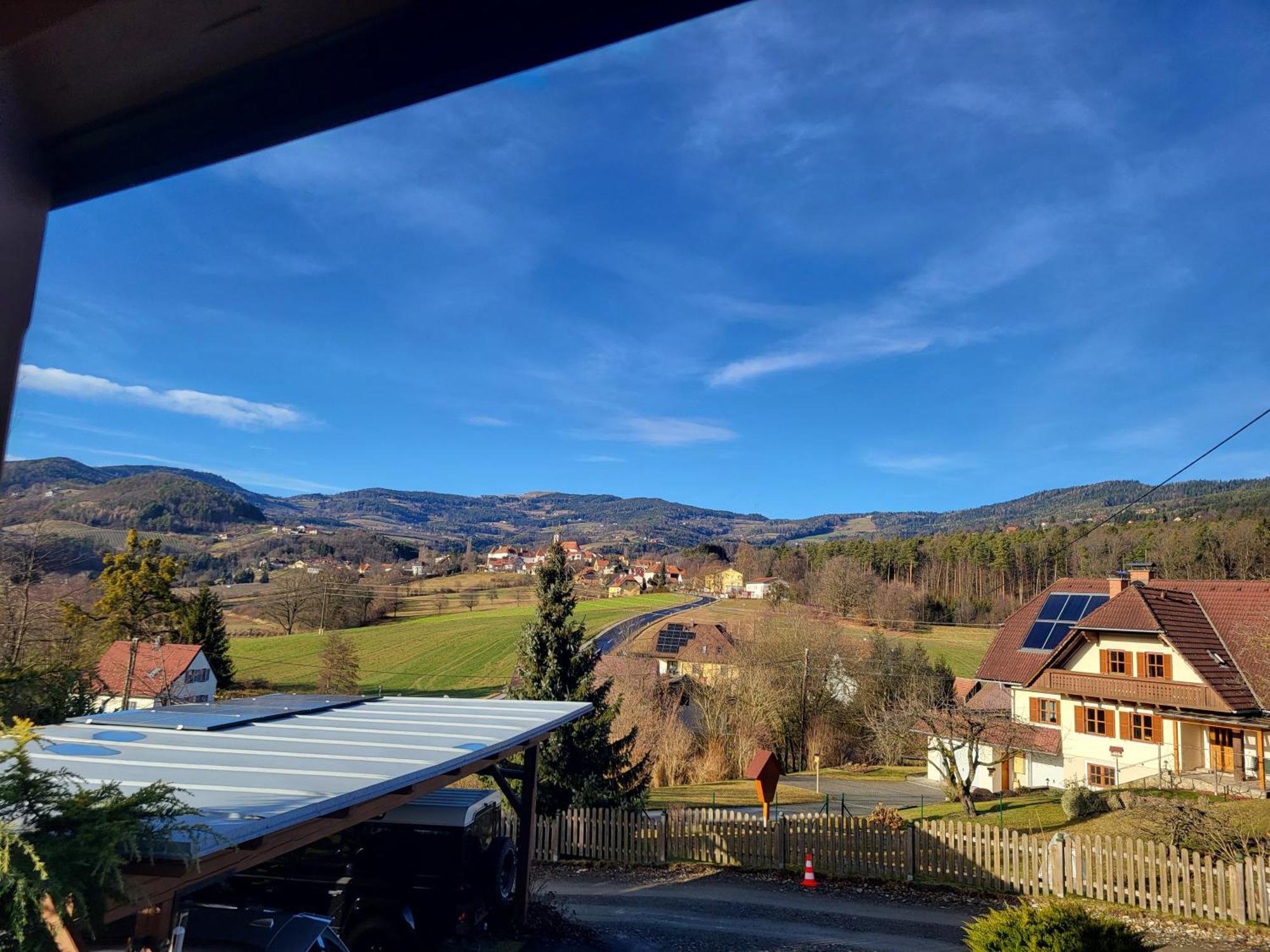 Zwei Schlafzimmer Ferienapartment Anna Am Stubenbergsee Inklusive Vier E-Bikes Экстерьер фото