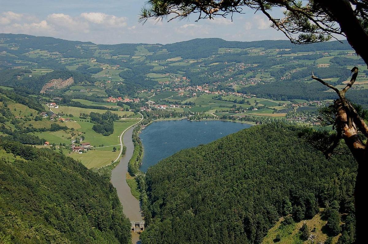 Zwei Schlafzimmer Ferienapartment Anna Am Stubenbergsee Inklusive Vier E-Bikes Экстерьер фото